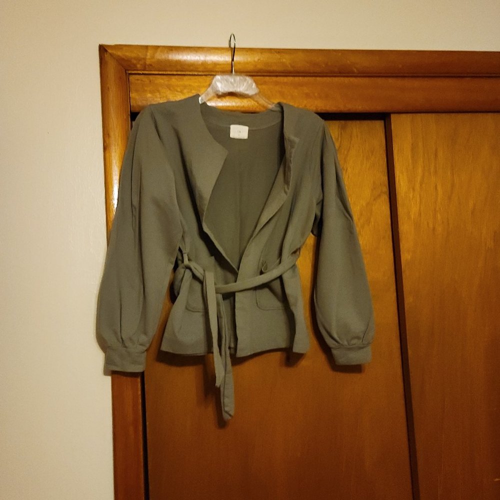 Jacket w/belt